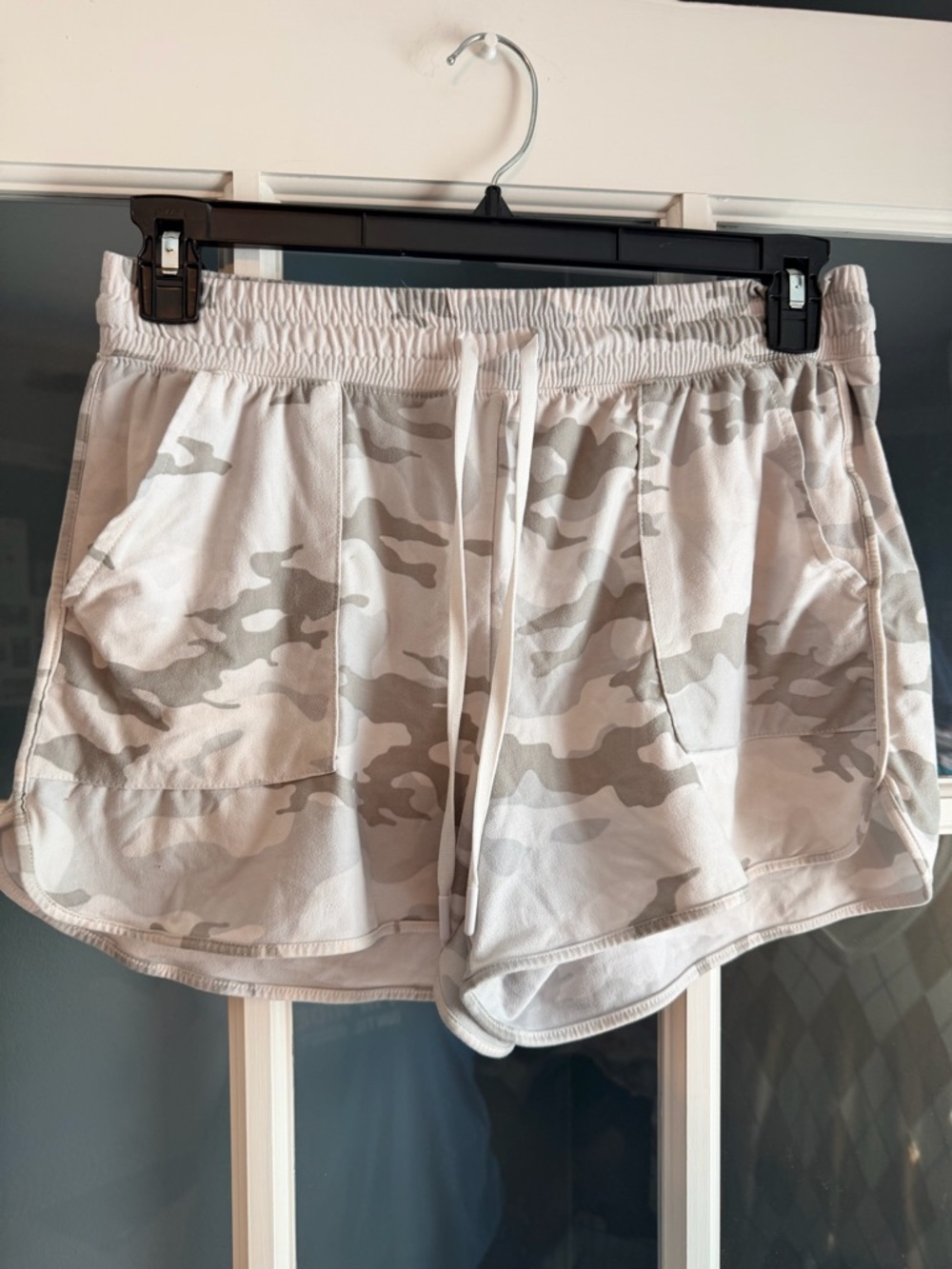 Athletic Works Women's Light Beige Camo Athletic Shorts